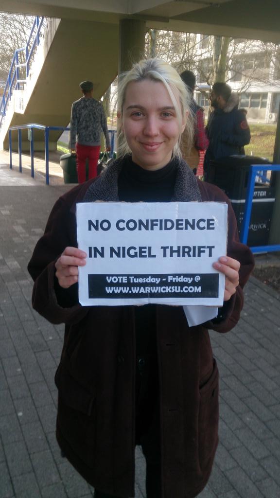 WarwickFreeEd's tweet photo. More and more support beg shown on campus.... Nigel should be worried #FreeEducation http://t.co/okHn0LqkR2