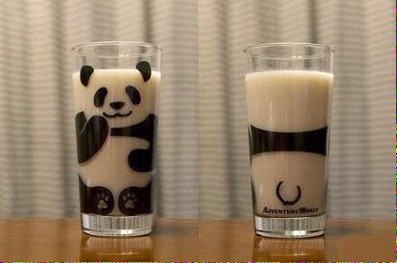 silvikaa_92's tweet photo. Quieres este vaso y lo sabes. 🐼 http://t.co/qnAVWg495w"@AlexxandraPanda