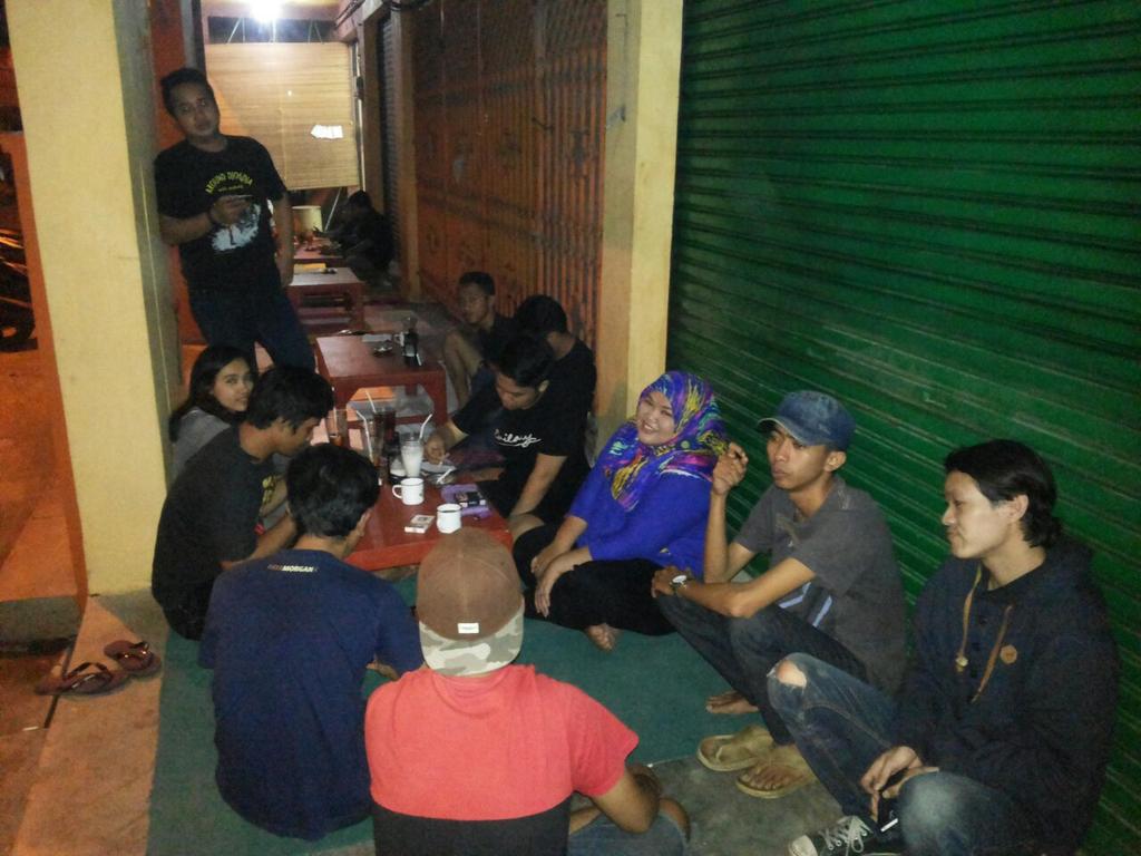 Kedai 80's tweet media