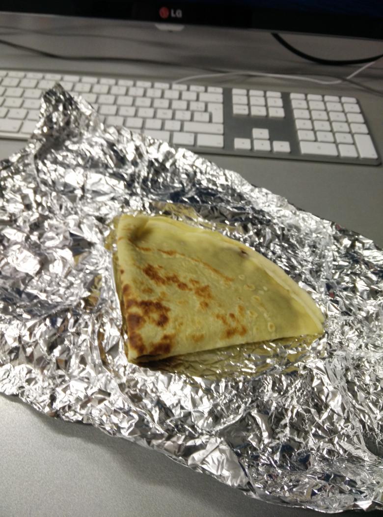 Vaikoo's tweet image. Après le sport, parfait. @MrElvilia tient parole #LiveCrepes #ProStream