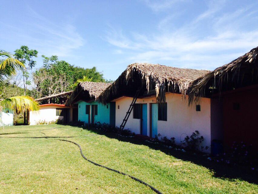 ElAlfaqueAca's tweet photo. #Cabañas #Guerrero 
#Acapulco #Mexico http://t.co/IOIx0kh9N0