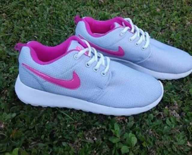 RizpunillaShop's tweet photo. Nike Roshe Run White 1
Size : 36-40 | IDR : 235rb http://t.co/GT5pE8Nuns