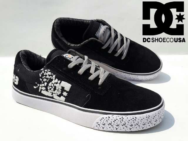 RizpunillaShop's tweet photo. DC Block 4
Size : 39-43 | IDR : 185rb http://t.co/dizTEhVtsa