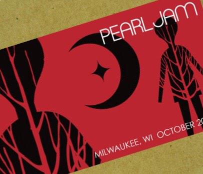 PearlJamCOL's tweet photo. Good day for #Yieldwaukee!!!
#PearlJam #HBDYield #Yield17 http://t.co/ozvScwvtMq
