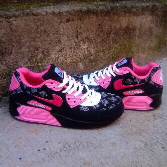 RizpunillaShop's tweet photo. Airmax90 Black Pink
Size : 36-40 | IDR : 245rb http://t.co/72oqGCibjD