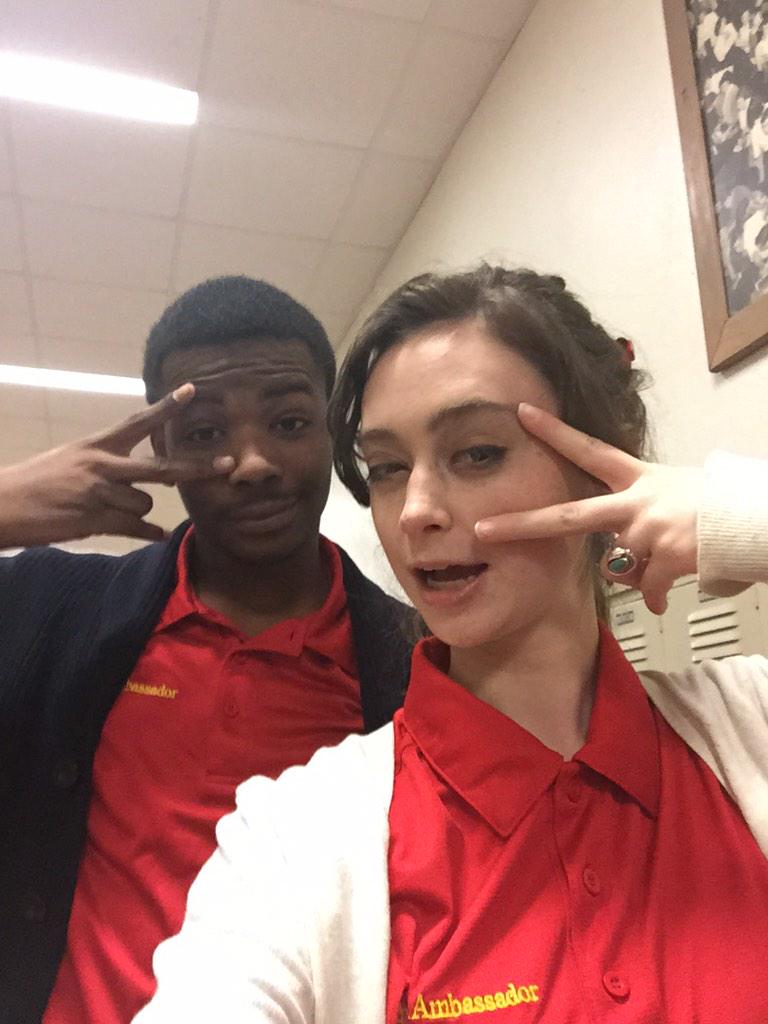 JusOneBigFreckl's tweet photo. Besties 5eva #MarMarAppreciationWeek @JustMar_Mar http://t.co/oRSLlTjpc0