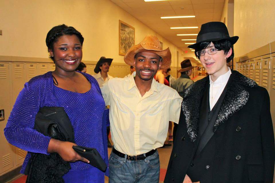 a_monique94's tweet photo. Taking it back to musical. Man, I am SO proud of you. โค you've come a long way! #MarMarAppreciationWeek @JustMar_Mar http://t.co/1X5Umshi2i