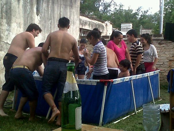 HeladoPolonga's tweet photo. Estamos x lanzar el #Polonga Hostel Invita a tus amigos y ganate unas exclusivas vacaciones en nuestro Hostel. Venite http://t.co/GYBJXnFkup