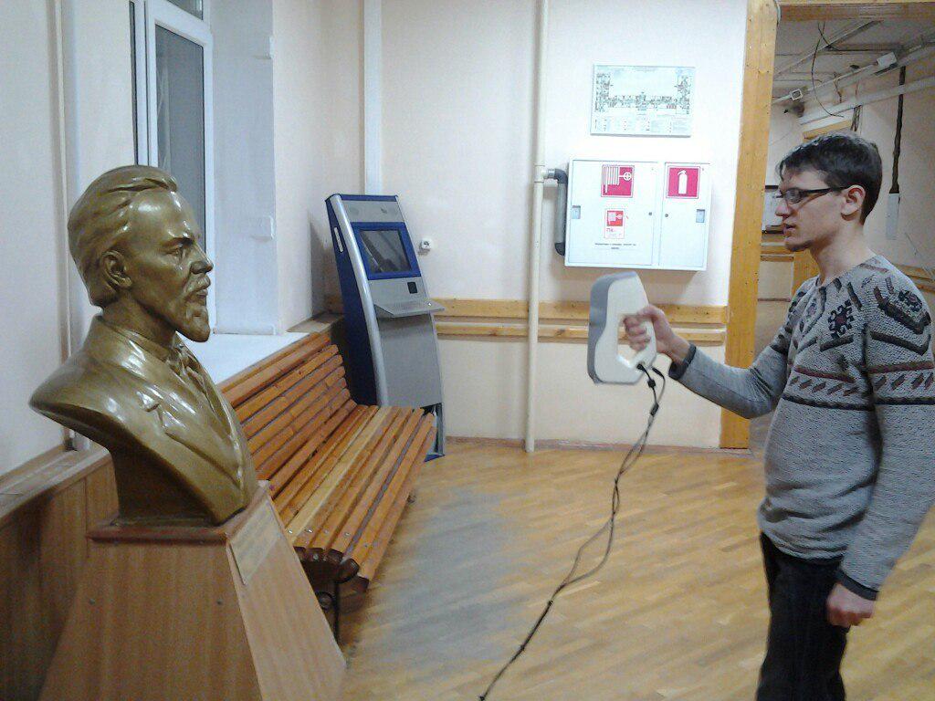 HackspaceTgn's tweet image. Оцифровали бюст изобретателя радио - Попова Александра Степановича. Получилось неплохо! =) sketchfab.com/models/74e03ff…