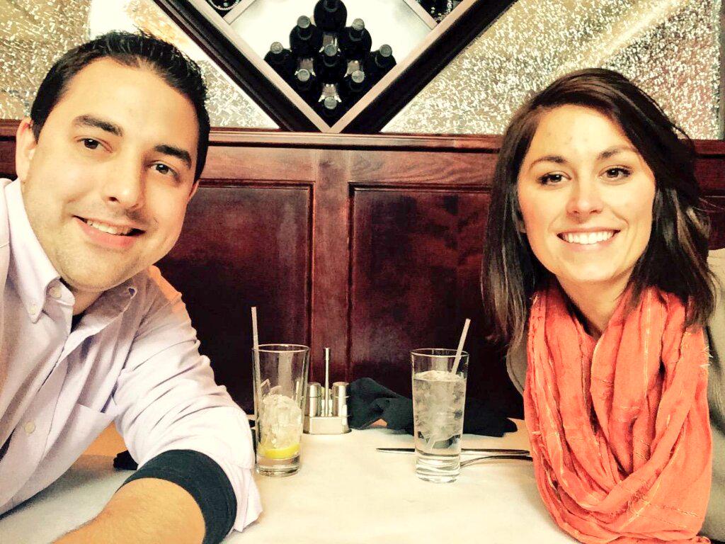 MMPJonE's tweet photo. @EstremeraKmmp and I can't wait to do this whenever we want!!!  #LunchDates #NQFBF #GoingPlatinum http://t.co/J1YyjaRfKN