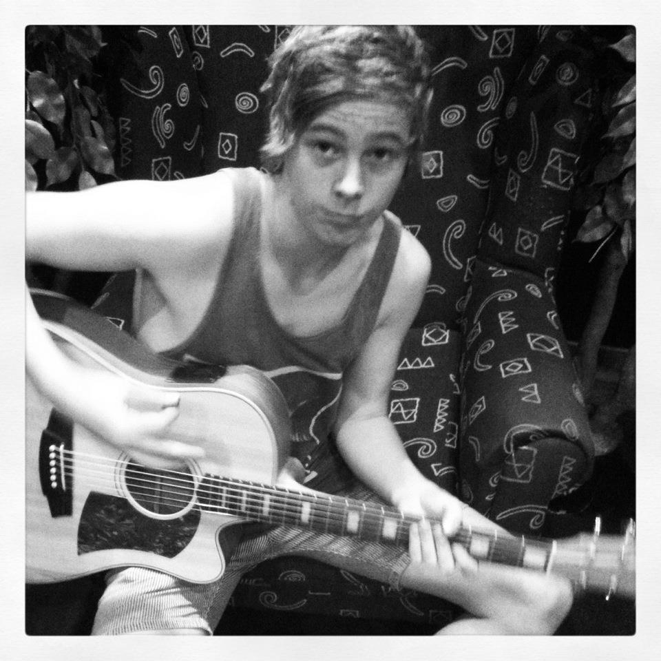 Yaya_5SOS's tweet photo. O tempo passa mt rápido 😭😭 To mt orgulhosa 😍😍
#4yearsOfHemmo1996 http://t.co/OjkPv2TdmJ