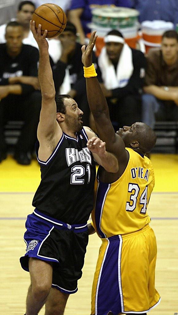 Happy birthday to the greatest center in HISTORY. If you don\t know Vlade Divac I don\t know you 