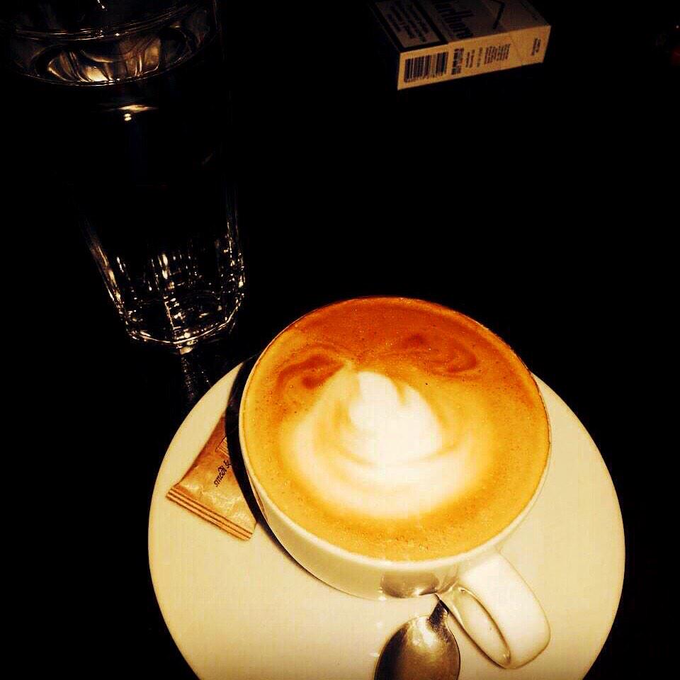 lokicaa's tweet photo. #coffeetabletalk http://t.co/vWq4gWZy0p