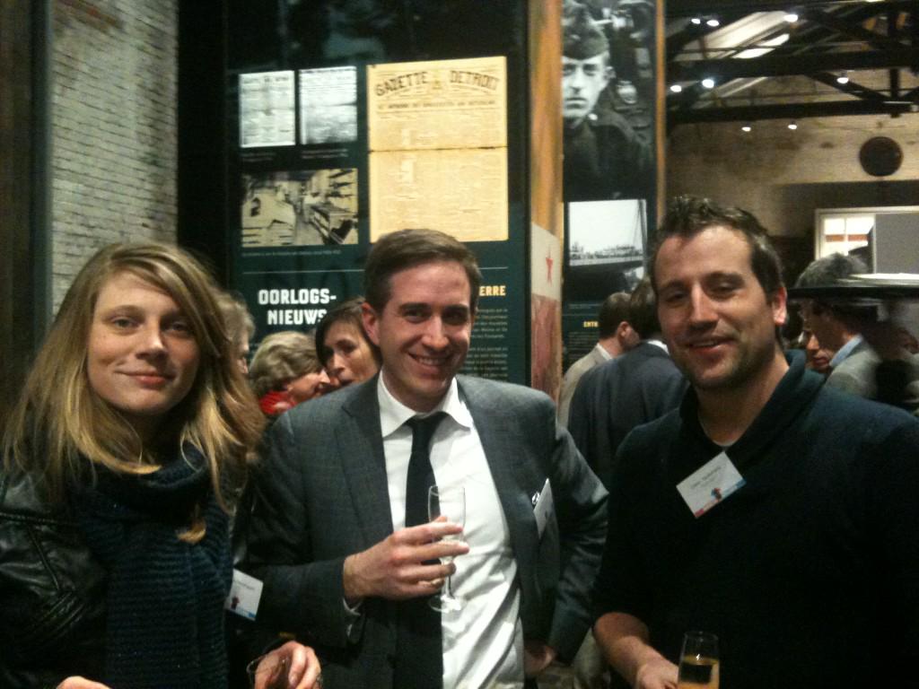 LUytterschaut's tweet photo. Making big deals with Samsung @innovation_blvd @startitkbc @samsung http://t.co/mlFRoPaFdC