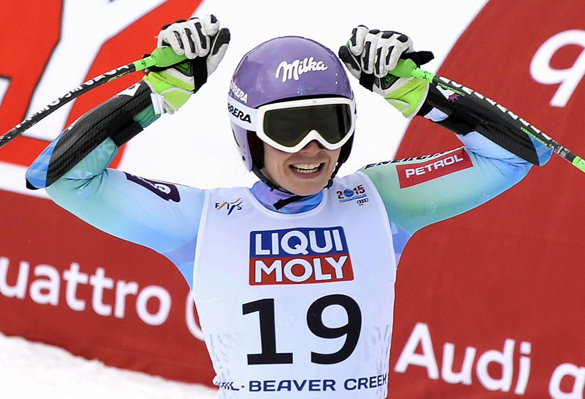 TVSLOsport's tweet photo. Prva tekma, prva medalja @TinaMaze #Vail2015 #tvs2 http://t.co/SCYxTL4lEE