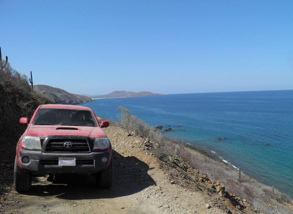 Baja coast line as you should explore it - away from paved roads, Baja pure! #BCSIN <a href="/BajaSurMexico/">Baja Sur Mexico</a> <a href="/LaPazMexico/">La Paz Mexico</a>