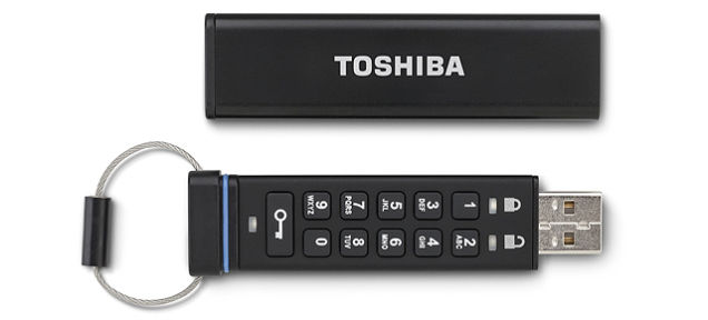 Gizmodo's tweet image. This tiny key-code flash drive PIN protects your files--for a price gizmo.do/i8vFwND