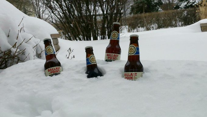 Heck, who needs a refrigerator when you have 18+ inches of snow outside ;-) http://t.co/2TlZVbzcJZ<a href="/tag/gameofthronesseason5"class="tags"><span>#gameofthronesseason5</span></a>