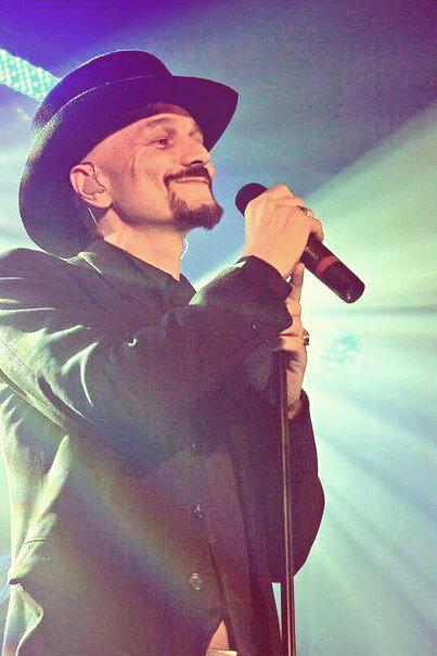 Today, the greatest musician Tim Booth turns 55 years old. Happy Birthday! 