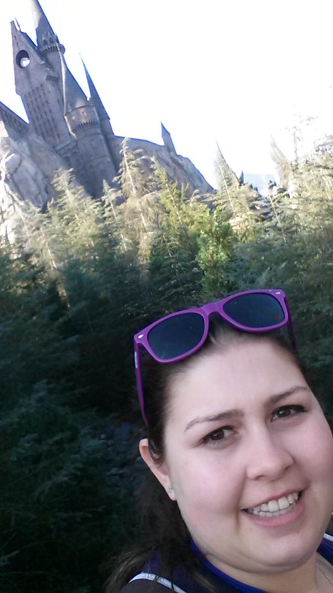 Shellyfish41's tweet photo. An amazing time  at #HPCelebration missing the fun and the sun! My best #UniversalMoment was coming home to Hogwarts! http://t.co/vevhAQujdn