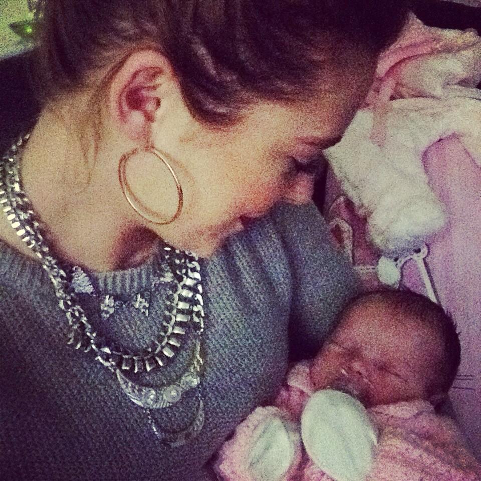 vanessajxx's tweet photo. #perfection#babyneice#charlotte#inlove#broody http://t.co/OYbYnAYBHG