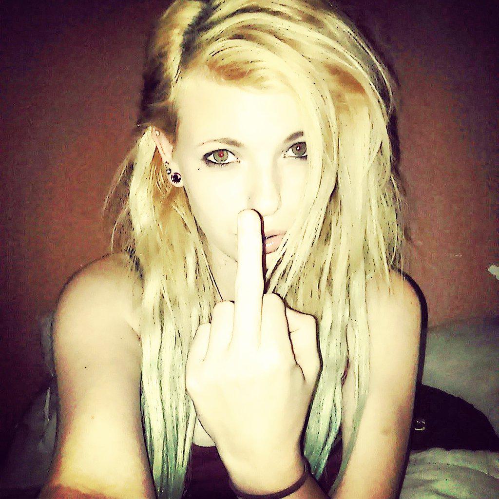 BethHannah Morton (@bethhannahxox) on Twitter photo 