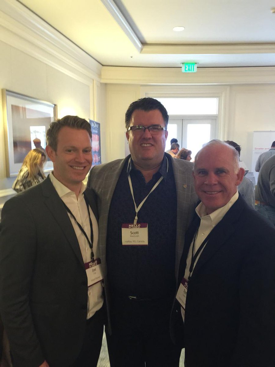 nichedental's tweet photo. RT>@drscottmaclean #tomolsen/#joeday know how 2 treat a friend @nobelbiocare. Awesome w/ these guys @seattlestudyclub http://t.co/pR4nLwwRQS