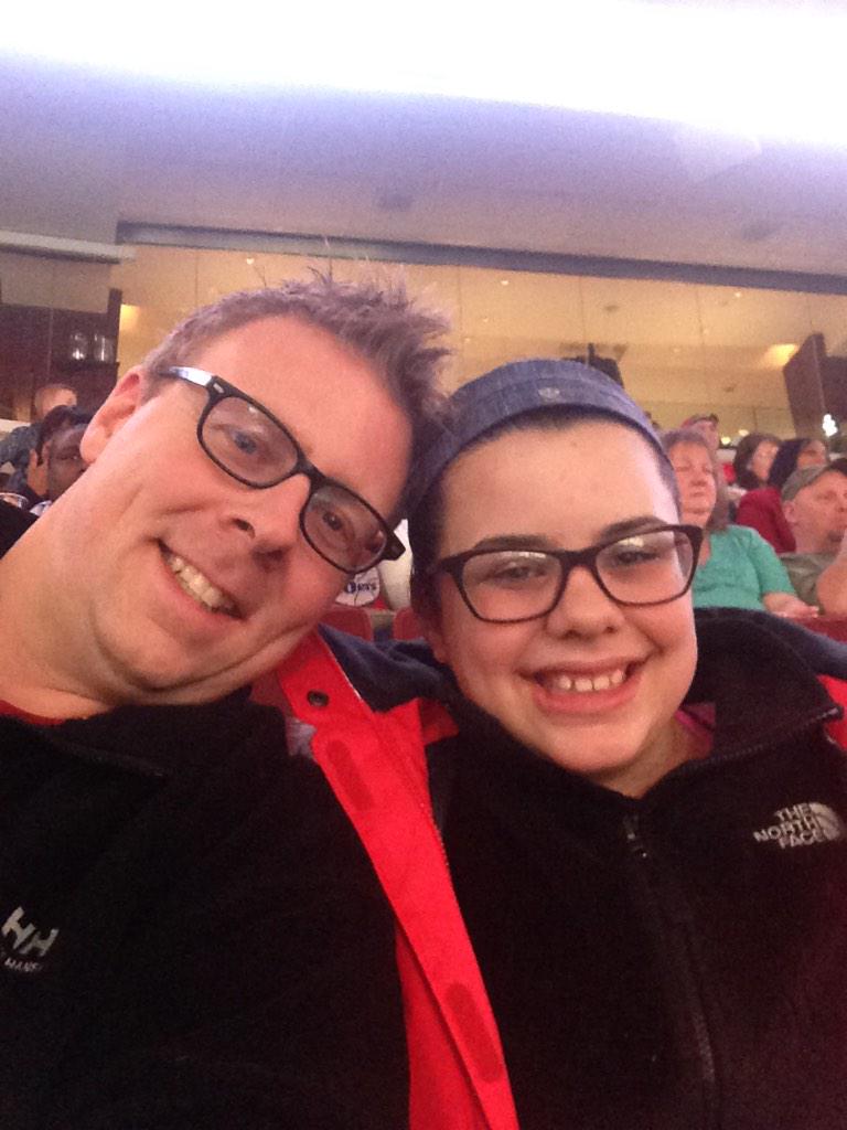 RyanDankanich's tweet photo. At the game with my girl #sixerslive http://t.co/JQqP02zC90