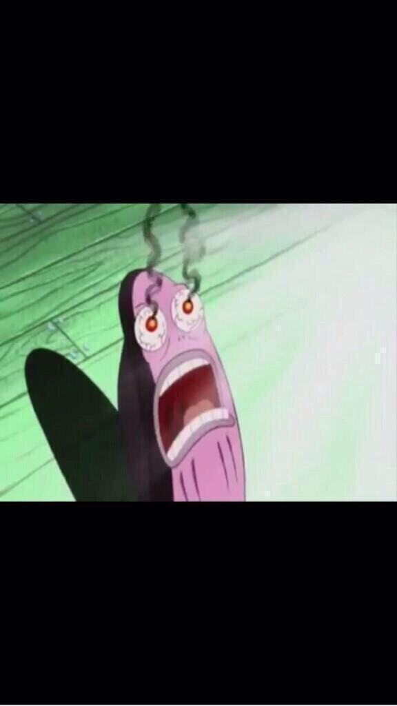 StumblerVideos's tweet photo. When you check your phone as soon as you wake up http://t.co/fzkDI9Qpli