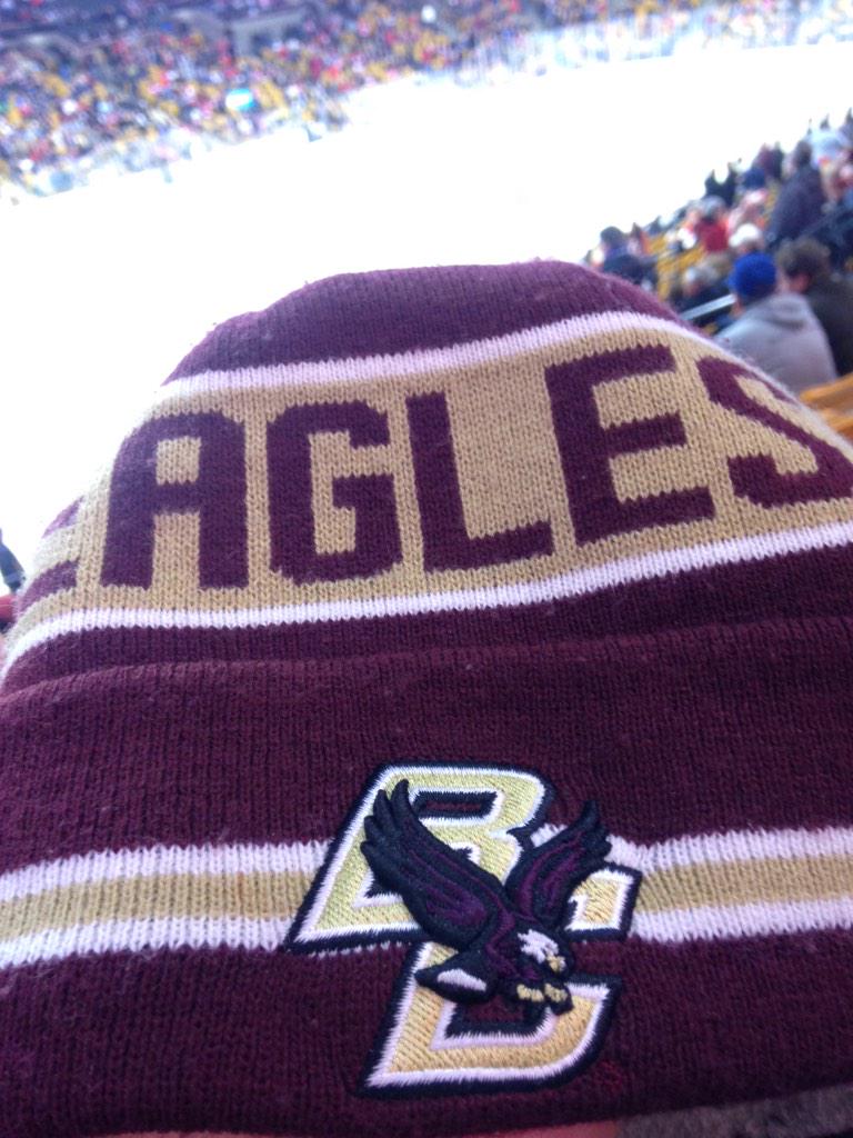 jacobmartz's tweet photo. Down with Northeastern! Let's go #Eagles #WeAreBC #TDGarden http://t.co/q4pw0LBTrv