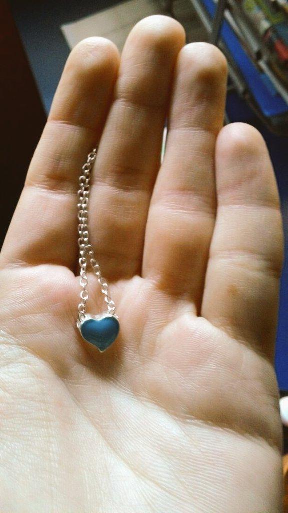 Poison_Kittens's tweet photo. Il nostro cuore è azzurro! http://t.co/Qp55QLGipQ