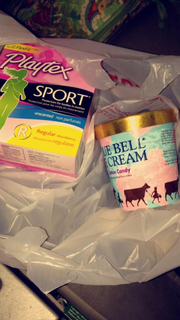 kristin_sullins's tweet photo. sweet man bought my stuff because he said he figured i had a bad day๐๐ฉ๐๐ฆ #thanksrandomman #youtherealmvp http://t.co/XKPs02QWZq