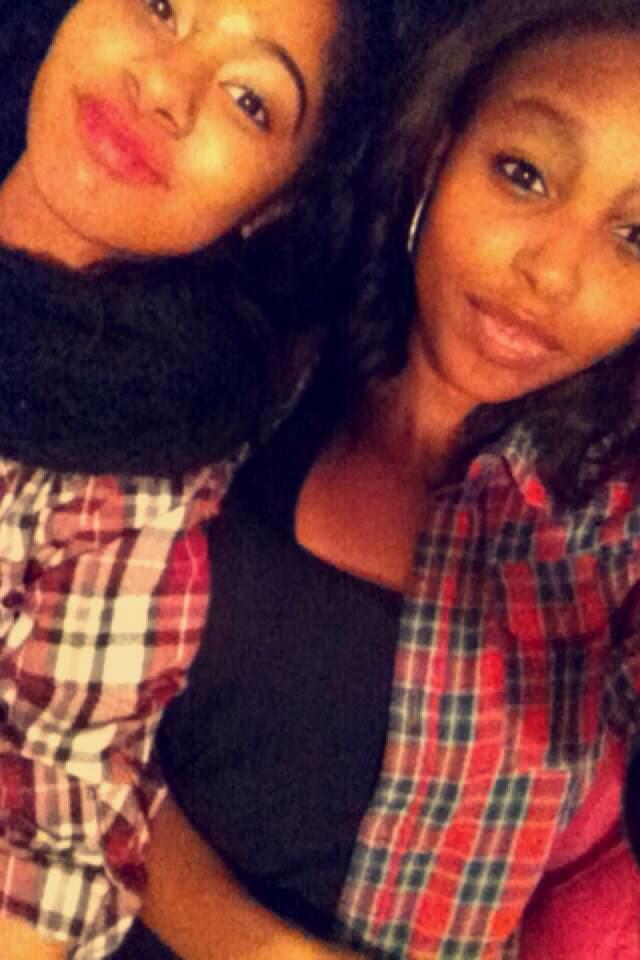_aliciaspage's tweet photo. "@wifiovervagina: Quote this with a picture of you and your Bestfriend." 4lyfe 👭💘 http://t.co/fbI5K8L7wq