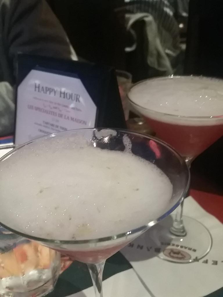 CTG_Salon's tweet photo. #HappyHour #afterworkdrinks #ctgsalon http://t.co/Bo81danb1M
