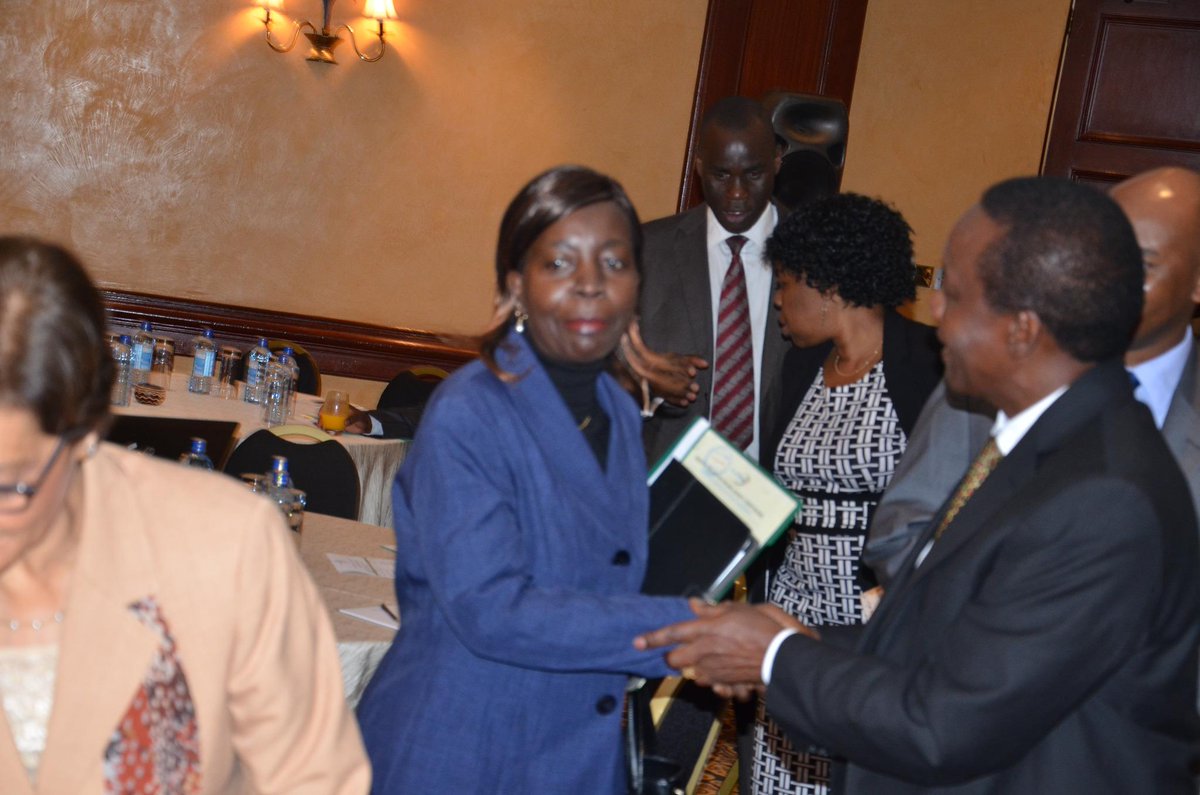 _KenTrade's tweet photo. #CEOForum2015 on Kenya #TradeNetSystem in parternship with @DeloitteKenya & support of @ICFAfrica_org is now underway http://t.co/redtUbFW6P