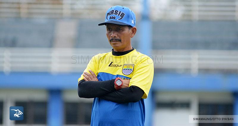 Heuu :(( RT <a href="/simamaung/">SIMAMAUNG SPORT</a>: Janur Pastikan Koh Traore Batal Gabung Ke Ciamis | Link: simamaung.com/?p=58656 |