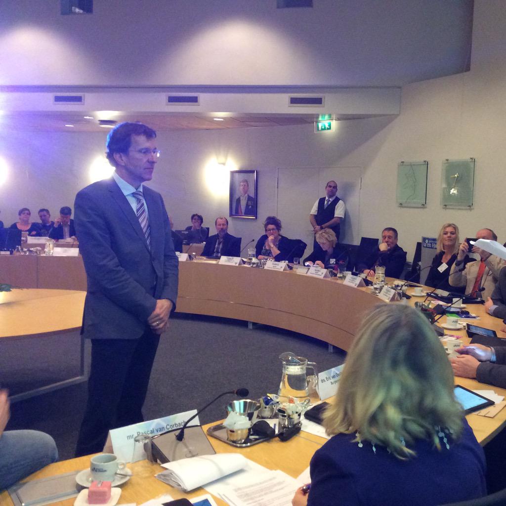 Onze nieuwe wethouder Co Lambert maakt een goede start.