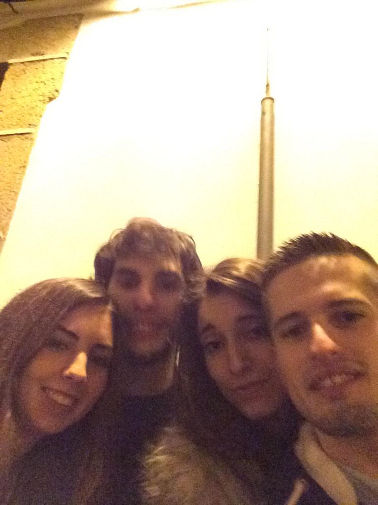 NereaJaureguiQ's tweet photo. @iagocampa FELICIDADES!! @AMCotelo @lucia_lopez http://t.co/BhZw7KlF2q