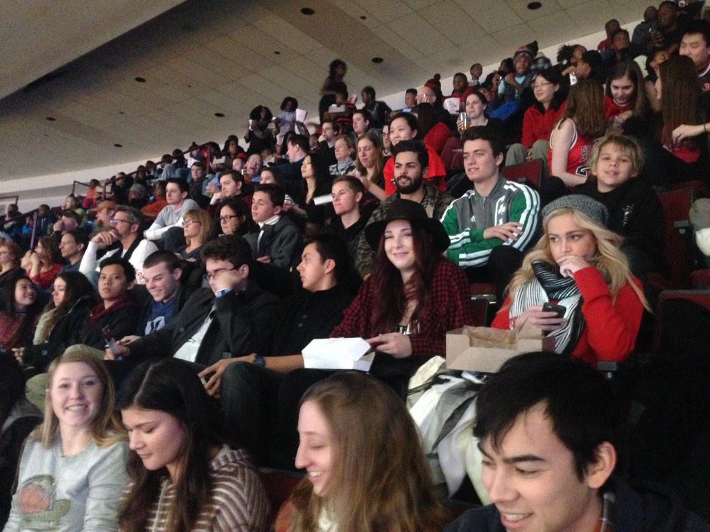ehscibacs's tweet photo. CIBACS Seniors enjoying #BullsVsSpurs #CIBACS2015 http://t.co/YOczRwpQtA