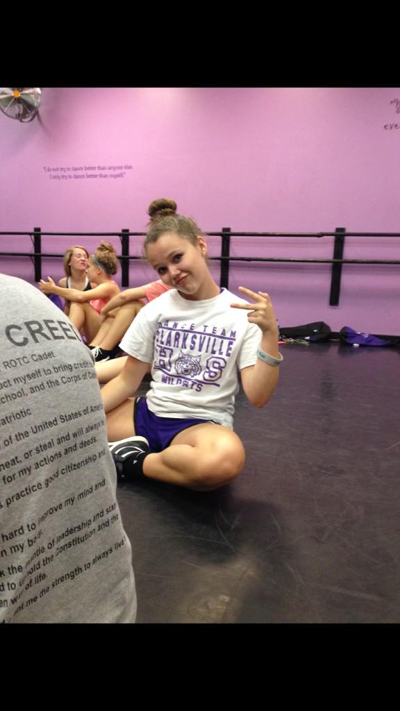 wildcatdteam's tweet photo. Sporting our finest members of the team on this fine evening for #tbt #urwelcome http://t.co/9mzOGwqqT8