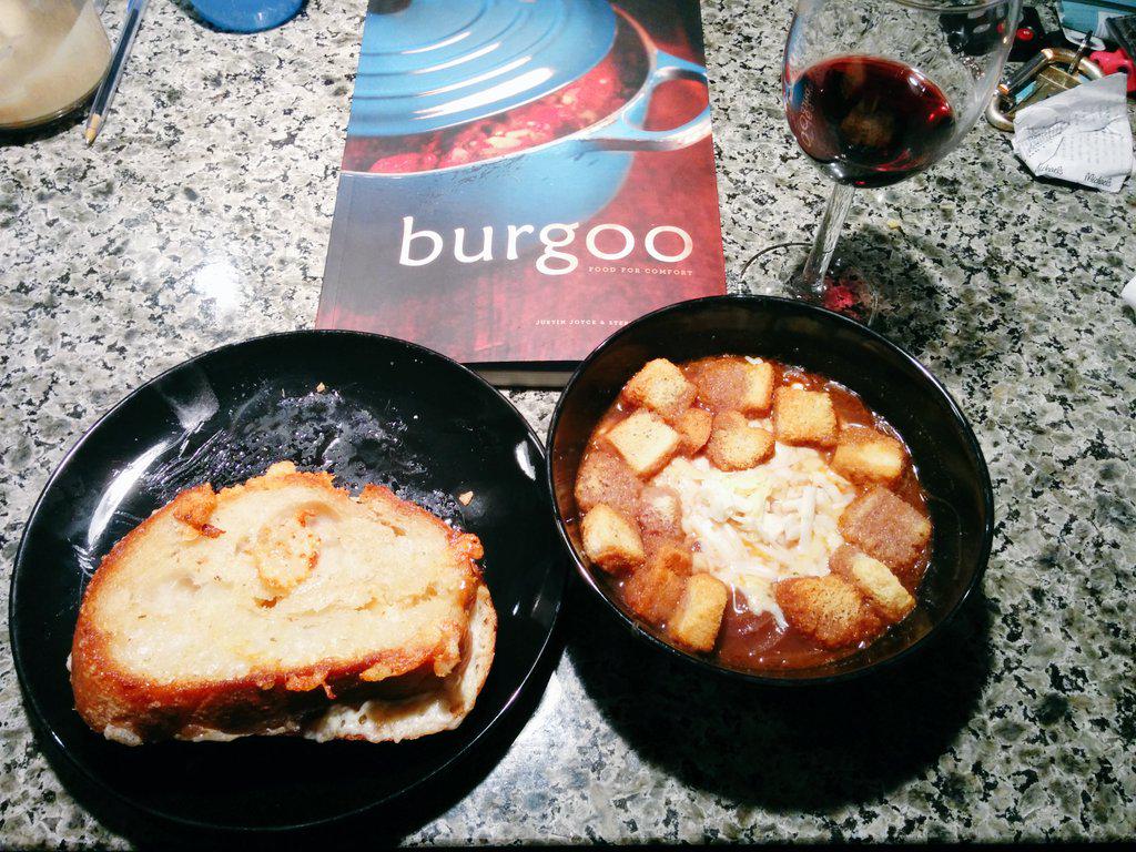 HaileySwift's tweet photo. @BurgooBistro thanks for sharing your recipes!!! #comfortfood #gooeycheesegrillers #decadentfrenchonion http://t.co/dNTH4GbZsJ