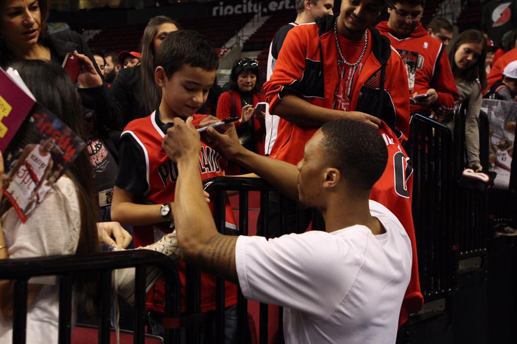 trailblazers's tweet image. Dame love the kids.