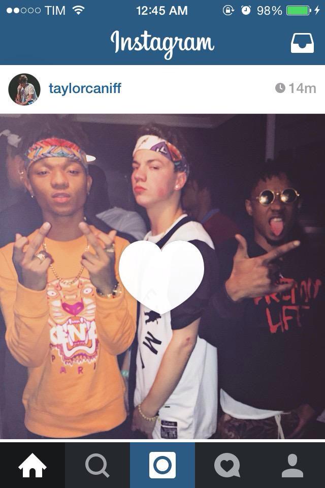 IrrelevantCrap's tweet photo. @taylorcaniff done ilysm hope you see this I think that I would seriously cry http://t.co/nuKxxVKuRq