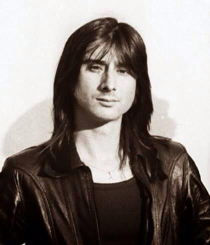 HAPPY BIRTHDAY STEVE PERRY OF JOURNEY FAME!\    