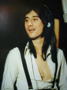 Happy Birthday to one of the most amazing voices to grace the planet. Steve Perry <3 