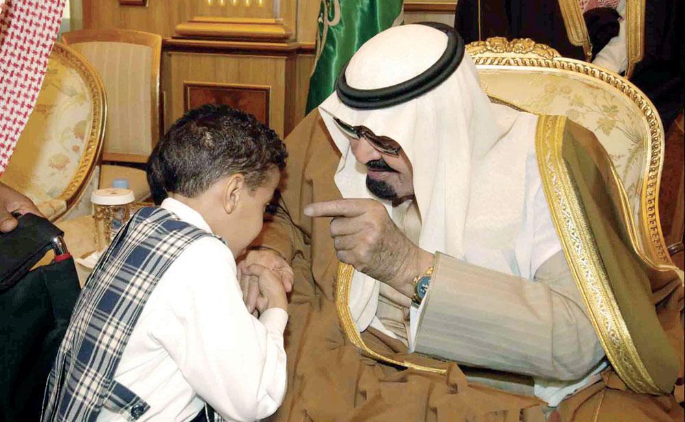 aleqtisadiah's tweet photo. تبكيك الملايين .. ستبقى في قلوبنا http://t.co/TK0H5uN5We http://t.co/6zOtdMrnZU