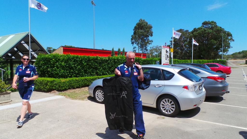 SydneyFC's tweet photo. Arnie with his @ArthurGalanAG suit leads the team as they board the bus for Gosford this afternoon! #SydneyIsSkyBlue http://t.co/1zE9uG4mZe