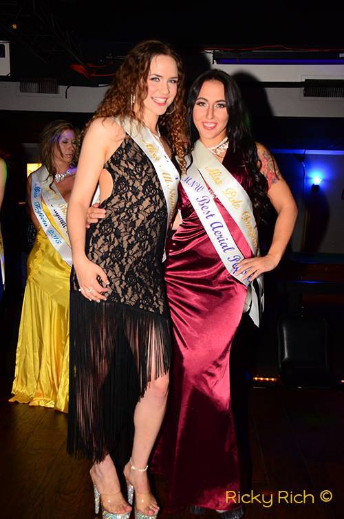 TeasersWinnipeg's tweet photo. @TeasersWinnipeg #ThirstyThursday #Duo #Features #DakotaTramp #LaylaDash 10:30pm & 12:45pm $30 #privatedances http://t.co/st6tjMaeU9
