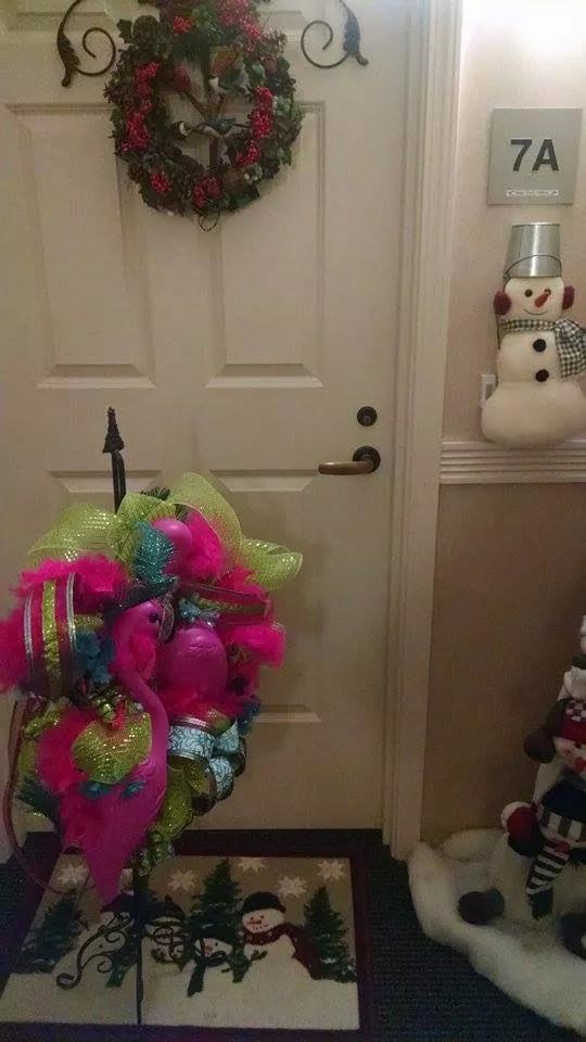 FiestyFlamingos's tweet photo. We found this door at the very top floor. Hopefully the people inside will talk to us!! http://t.co/wPXEhjp3BG