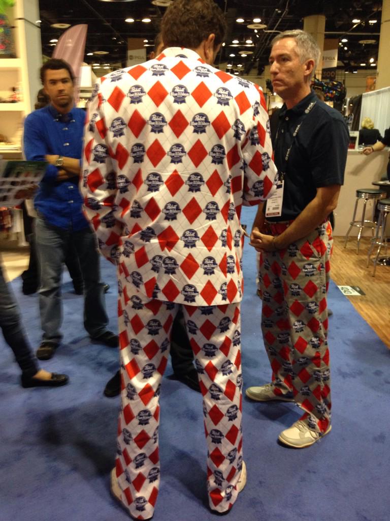 GolfChiMag's tweet photo. @LoudMouthGolf Rockin' the PBR suit. And all of a sudden I'm thirsty. #2015PGAshow http://t.co/cZjIk8FnWi
